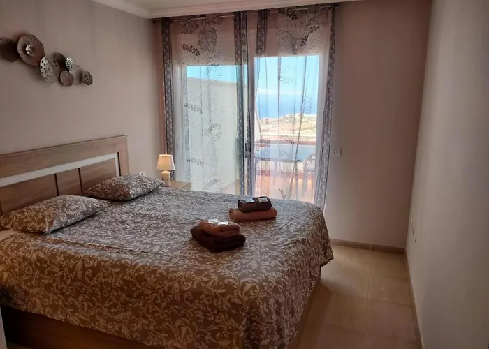 Beautiful Sunset View Apartment