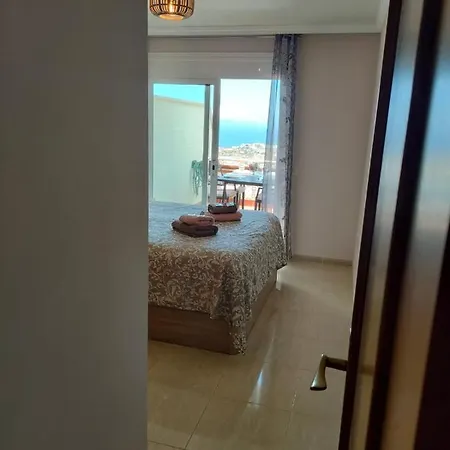 Beautiful Sunset View Apartment