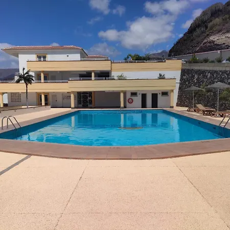 Beautiful Sunset View Apartment